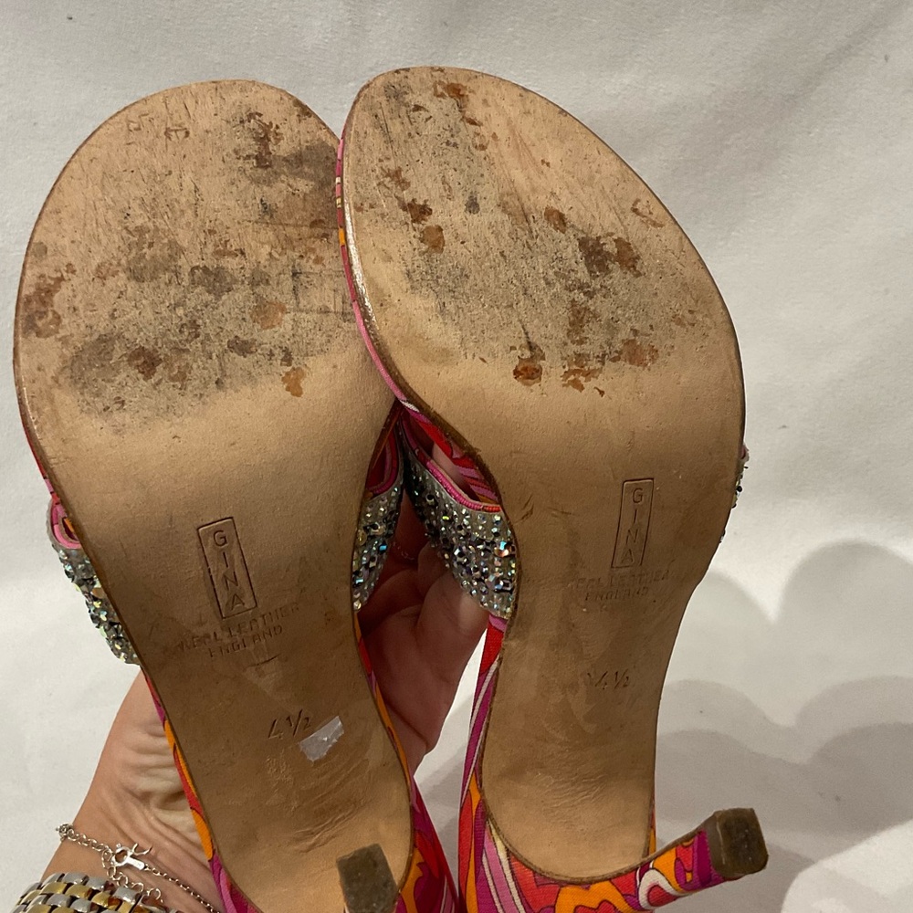 GINA MULES - Picture 4 of 6